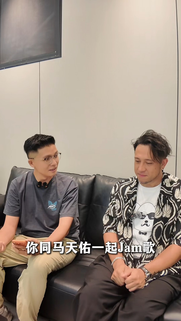 張致恒親揭一原因財困仍狂生4個仔！激罕公開多謝老婆雯雯：都係由佢控制