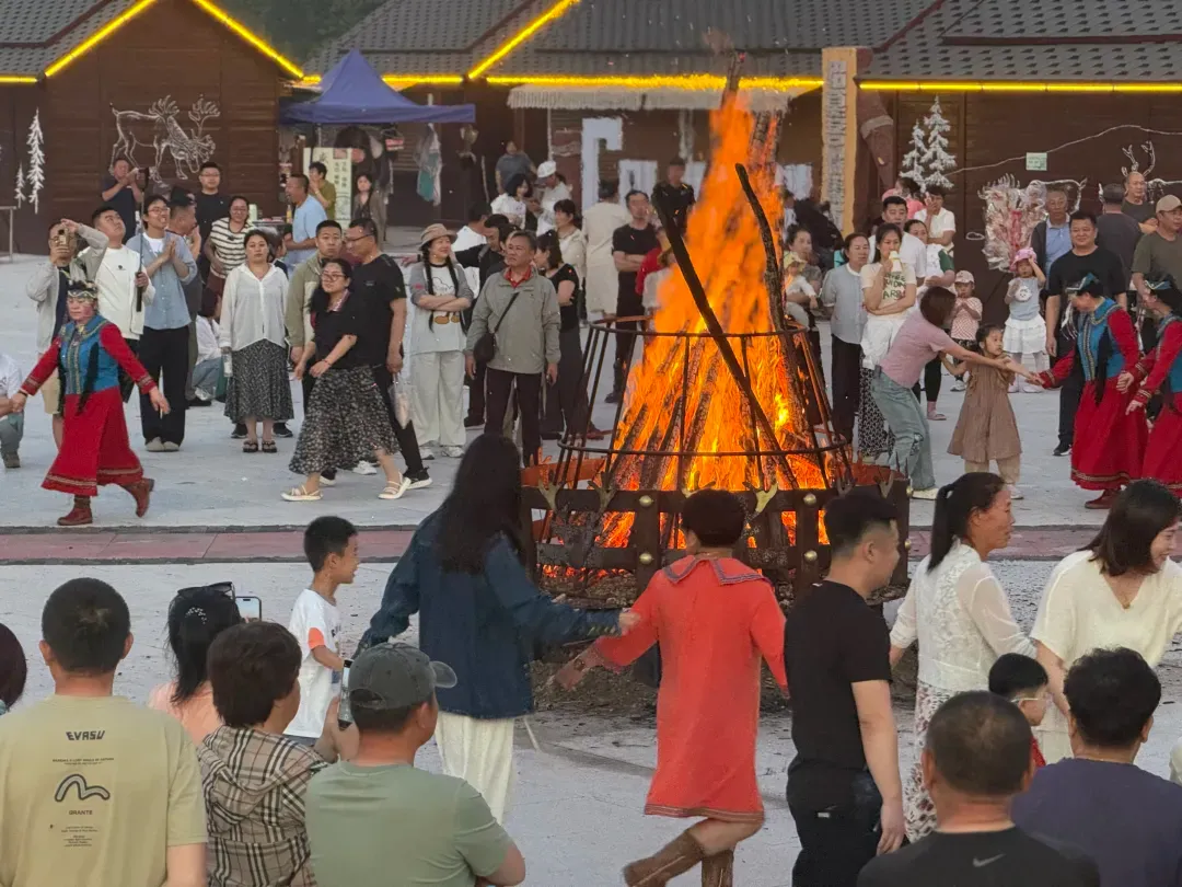 圖片：敖魯古雅微信公眾號