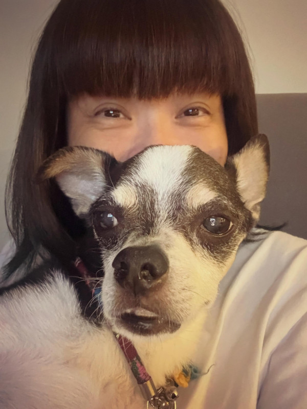 小儀悲痛撰長文痛失細佬佬離世！晒黑白合照淚別：安然接受生命最尾