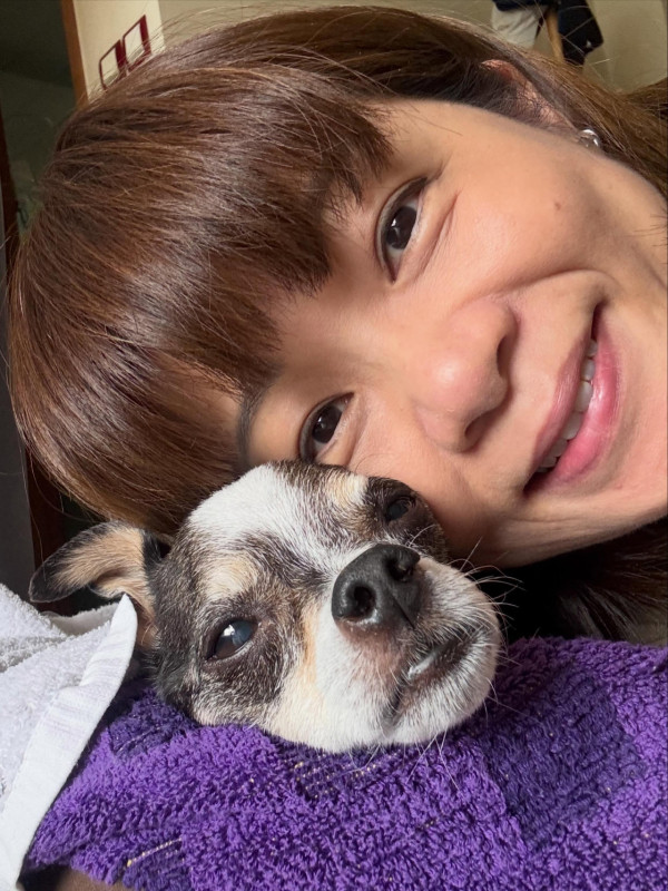 小儀悲痛撰長文痛失細佬佬離世！晒黑白合照淚別：安然接受生命最尾