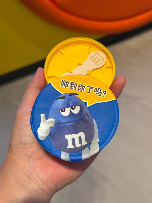 廣州北京路M&M’S旗艦店打卡攻略！彩虹玻璃牆、自選M&M'S牆、多款限定周邊 