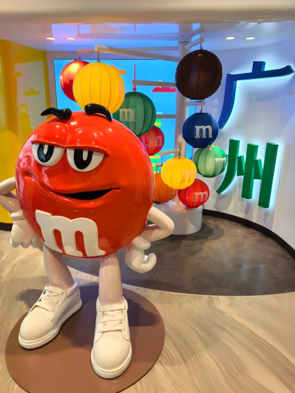 廣州北京路M&M’S旗艦店打卡攻略！彩虹玻璃牆、自選M&M'S牆、多款限定周邊 