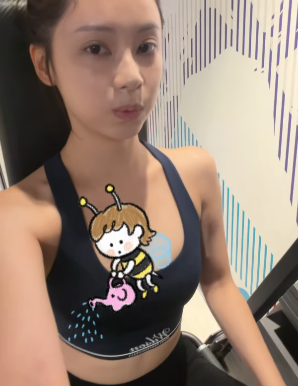 葉蒨文卸妝神級素顏真面目終極曝光！做gym解放深長事業線香汗淋漓