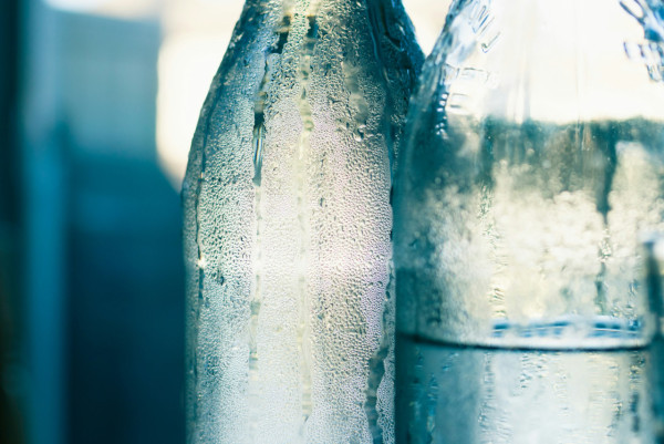 酷热天气行山(来源:Unsplash)