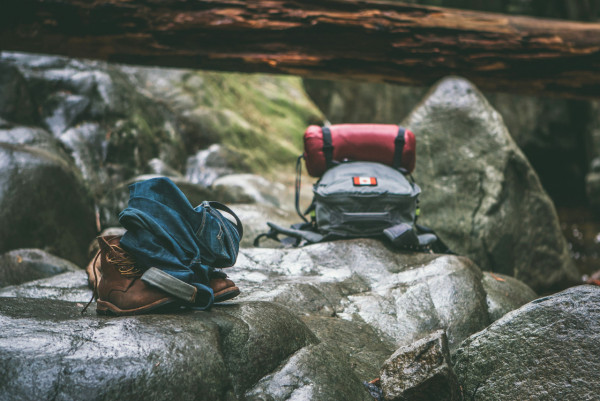 酷热天气行山(来源:Unsplash)