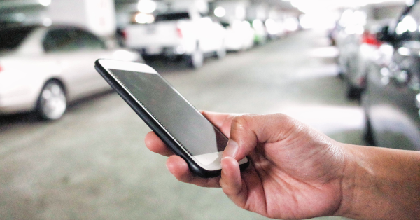 手機越貴Call車越貴？實測iPhone北上硬食貴價 內媒揭大數據劏客黑幕