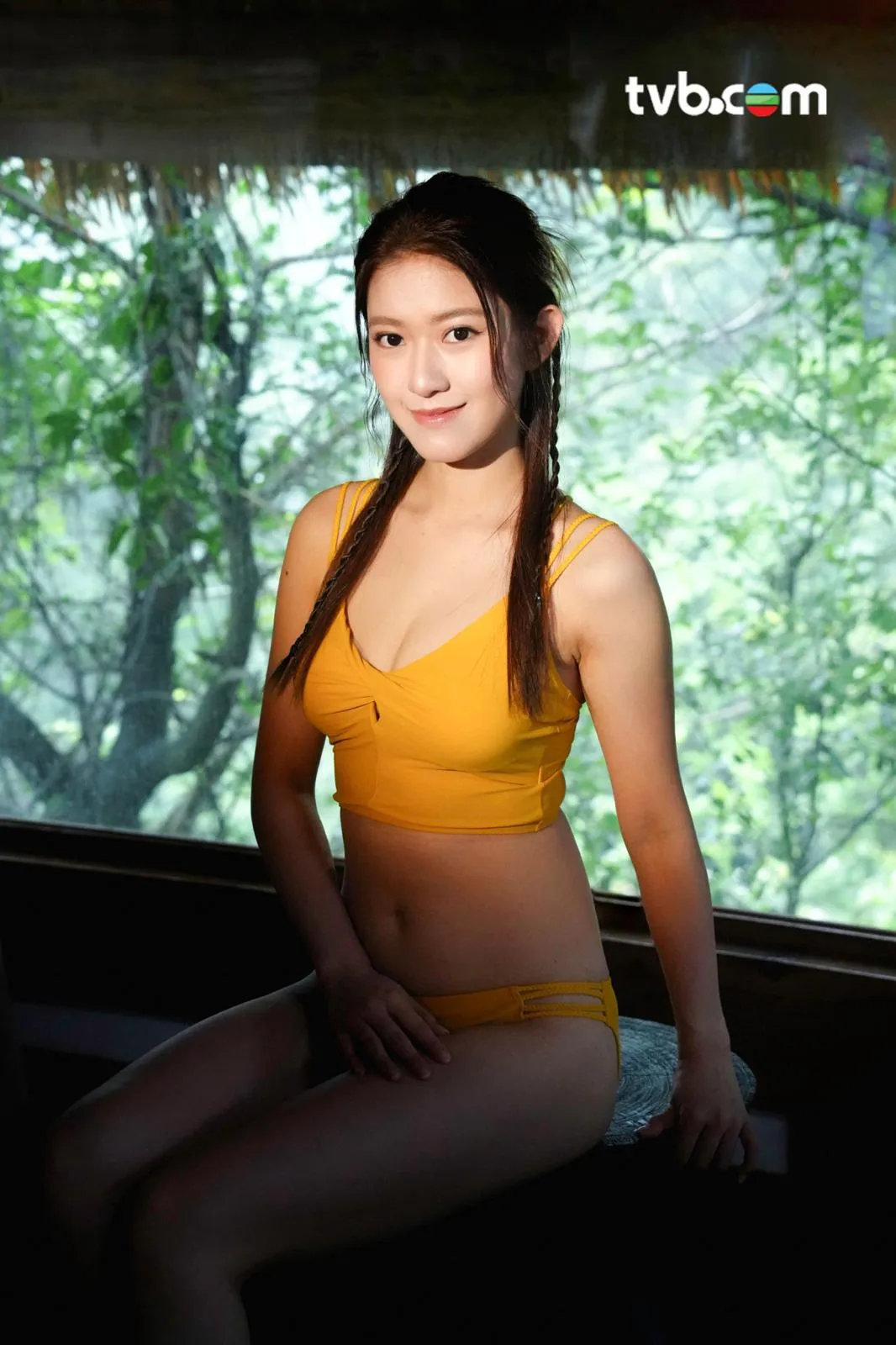 香港小姐2026丨12強候選佳麗三圍體重背景大起底!首批泳衣照真實身材一覽無遺