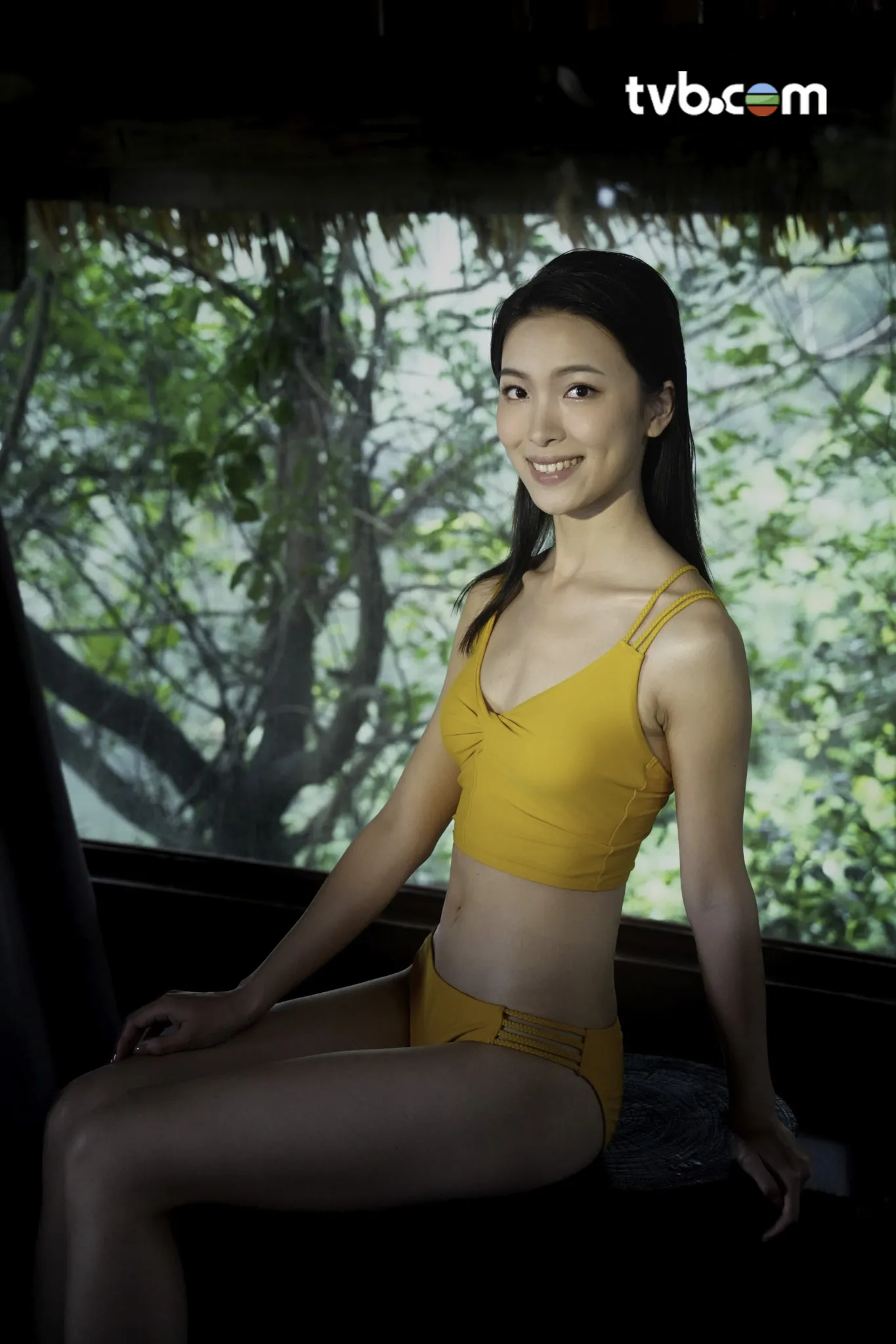 香港小姐2026丨12強候選佳麗三圍體重背景大起底!首批泳衣照真實身材一覽無遺