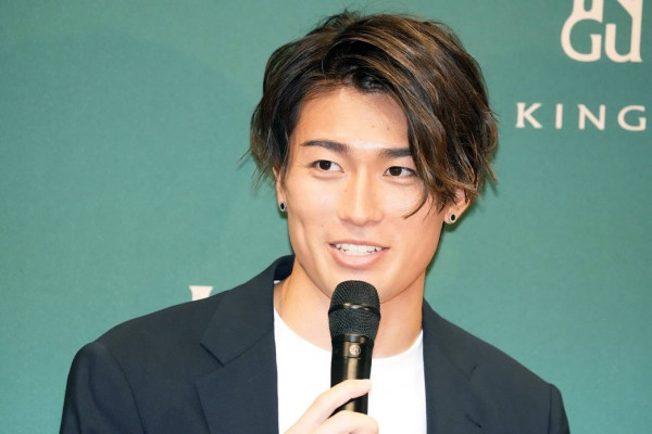 世界杯2026｜精选8位小鲜肉球星逐个看！日本中村敬斗、贝林厄姆、18岁天才亚马尔成热搜
