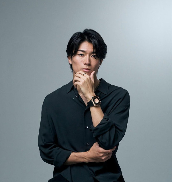 世界杯2026｜精选8位小鲜肉球星逐个看！日本中村敬斗、贝林厄姆、18岁天才亚马尔成热搜