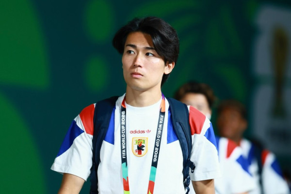 世界杯2026｜精选8位小鲜肉球星逐个看！日本中村敬斗、贝林厄姆、18岁天才亚马尔成热搜