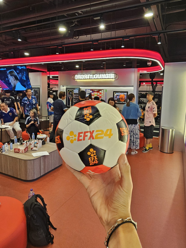 世界盃｜EFX24全新旗艦店開幕3大亮點率先睇！變身世界盃觀賽場地 專業評述現場旁述帶動全場氣氛