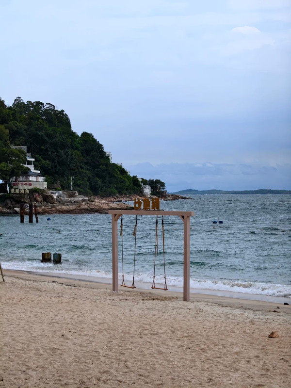 沙魚湧沙灘,圖片來源:小紅書@一颗苹果 深圳好去處|8大深圳小眾景點推介!避開人潮慢遊藝術古村、山海秘境 附地址交通