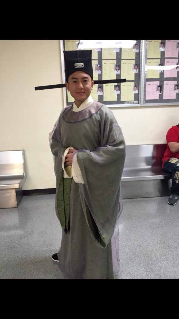 《爱·回家》男艺人宣布离巢TVB 结束12年宾主关系！黯然自嘲：自知未能做到夺目耀眼