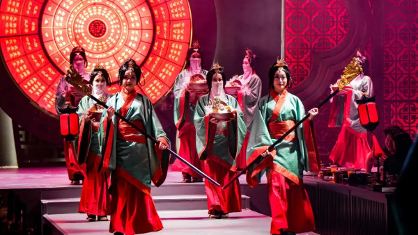 重慶旅行團2026｜香港直航/高鐵5大純玩團推薦！直達8D魔幻山城、睇熊貓/夜遊洪崖洞/武隆天生三橋 