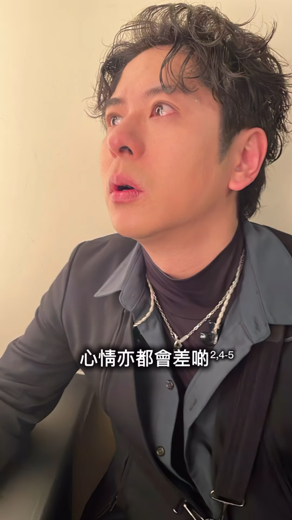 許廷鏗驚爆生蛇被迫停工抗病魔！術後失調左手大片瘀血痛到情緒崩潰