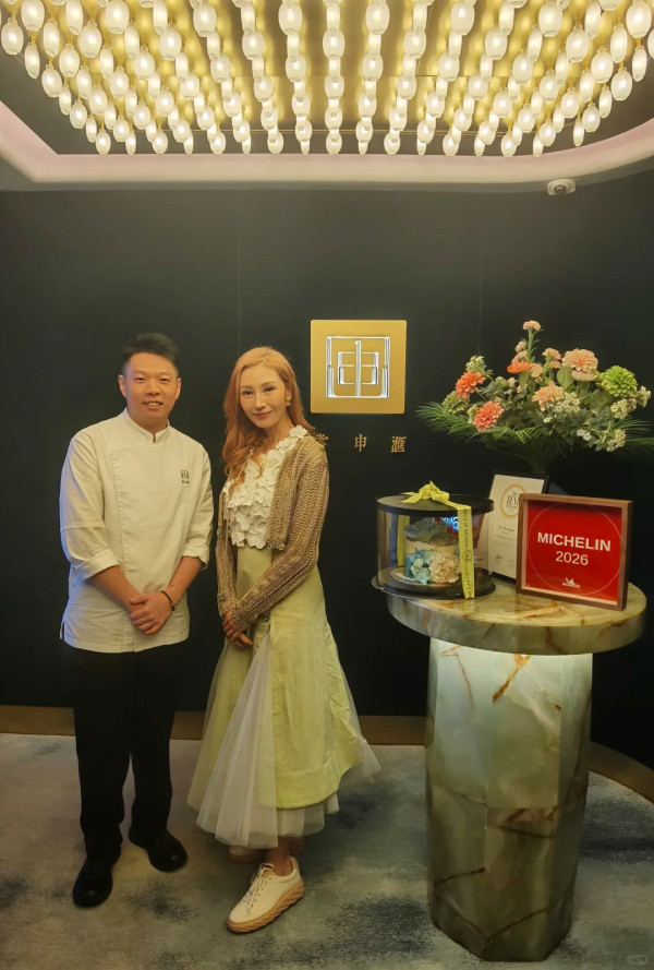 李嘉欣零滤镜生图曝光,56岁最真实容貌!一部位惊现显老痕迹无所遁形