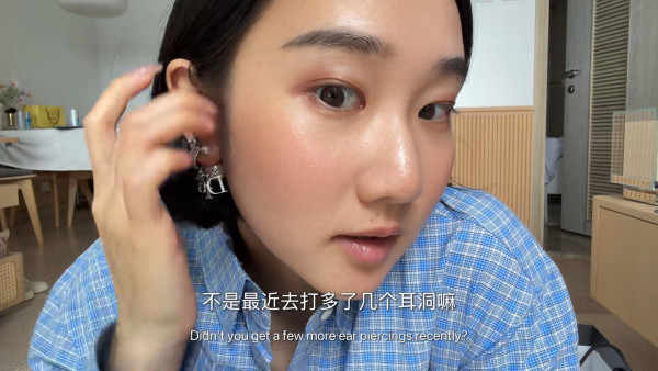 27歲女藝人高調放閃金融界猛人男友！大方認愛做「跟得女友」甜蜜互動曝光