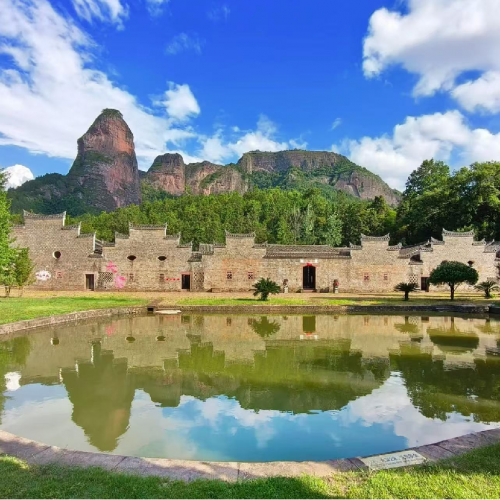 圖片來源:大航假期 江西旅行團2026|精選5大江西高鐵純玩團!保證全程五星酒店、輕鬆漫遊世界自然遺產與夢幻古鎮