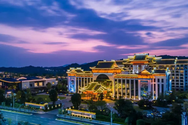 圖片來源:wingontravel 江西旅行團2026|精選5大江西高鐵純玩團!保證全程五星酒店、輕鬆漫遊世界自然遺產與夢幻古鎮
