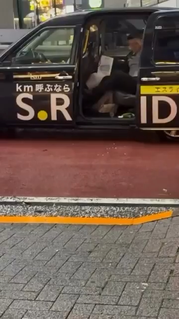 日本東京爆當街擄人？粉裙女遭暴力塞入車！38秒恐怖片網上瘋傳 