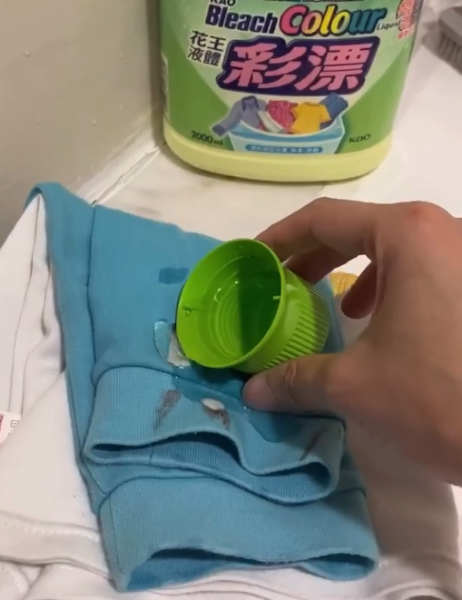$18超市洗血渍神器！床单内裤经血污渍一滴起泡溶解 附去污方法
