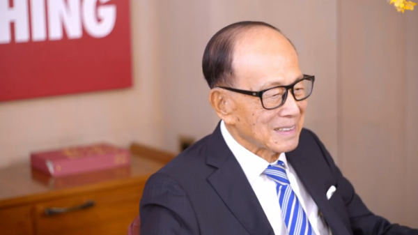 港人反应两极，网友开玩笑：“多谢李嘉诚帮我排全球第4”。图片来源：HKET图库