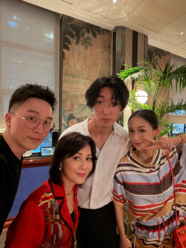 劉嘉玲30歲姪仔高顏值外型不輸明星！超級筍盤畢業英國建築系 盛傳將繼承億萬財產