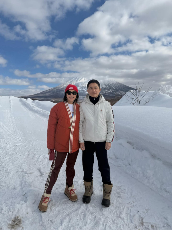 劉嘉玲30歲姪仔高顏值外型不輸明星！超級筍盤畢業英國建築系 盛傳將繼承億萬財產