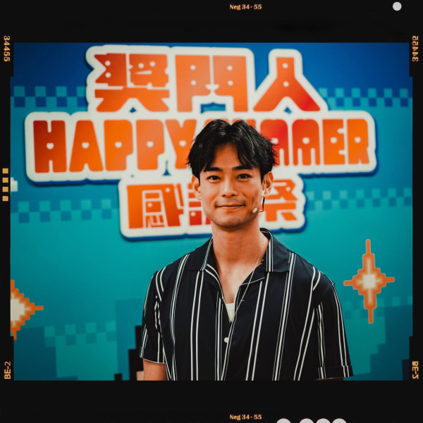 37歲男神IG放負驚爆一直「食死貓」內幕！黑底白字發文︰個天可唔可以放過我