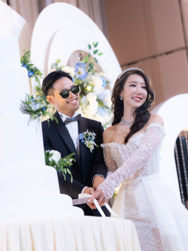 前TVB咪神布吉辦夢幻婚禮！低胸婚紗谷盡36E魔鬼身材！新婚吐心聲：夢想成真