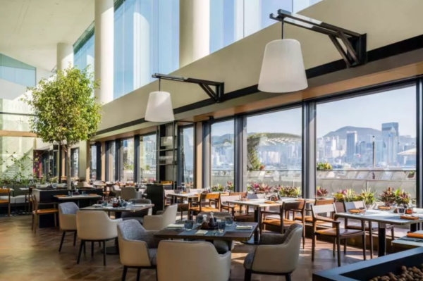 香港麗晶酒店港畔餐廳7月自助餐優惠（圖片來源︰KKday）