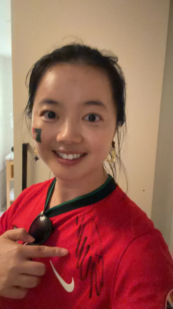 世界盃2026|多倫多酒店電梯偶遇C朗! 內地女球迷獲「霸總式」安慰兼對話10分鐘