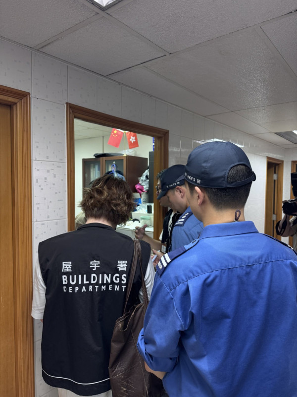 觀塘葵涌工廈揭88間劏房疑非法入住！大門防火失效 租客必睇3大查核法