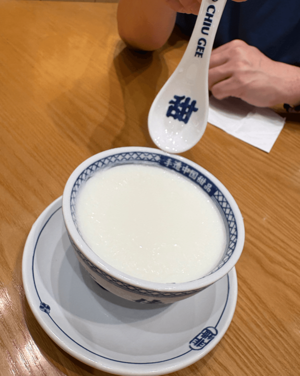 【深圳甜品2026】深圳8間特色糖水店推介 ¥15起食姜汁撞奶/超大芒果糯米糍/日式綿綿冰