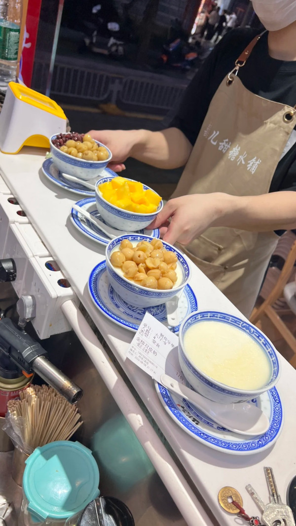【深圳甜品2026】深圳8間特色糖水店推介 ¥15起食姜汁撞奶/超大芒果糯米糍/日式綿綿冰