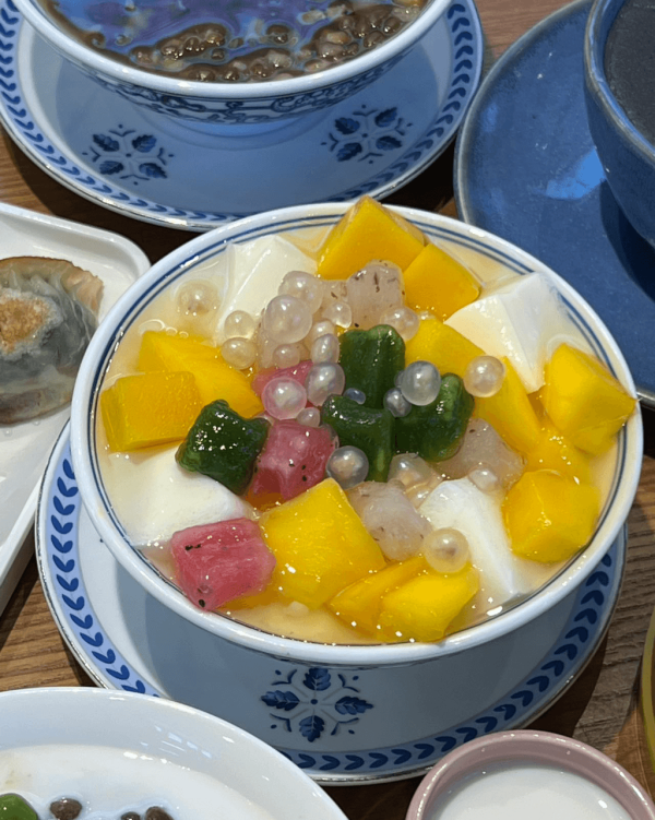 【深圳甜品2026】深圳8間特色糖水店推介 ¥15起食姜汁撞奶/超大芒果糯米糍/日式綿綿冰