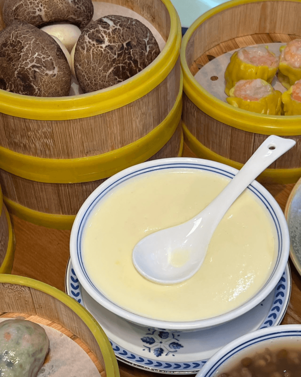 【深圳甜品2026】深圳8間特色糖水店推介 ¥15起食姜汁撞奶/超大芒果糯米糍/日式綿綿冰