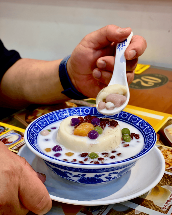 【深圳甜品2026】深圳8間特色糖水店推介 ¥15起食姜汁撞奶/超大芒果糯米糍/日式綿綿冰