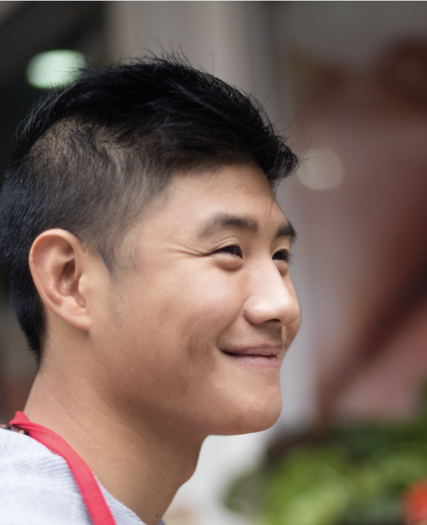 港漂列15大港人社交潛規則！讚放工扮唔識極爽 網民踢爆：熟咗好八卦