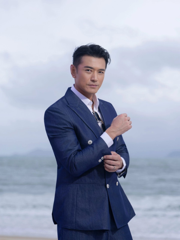 47岁男艺人IG报喜宣布再添成员！晒宝宝合照极宠人竟发文称：别恭喜我！