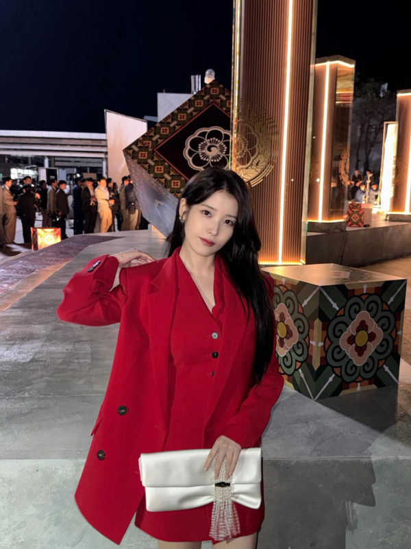 33歲女神突發驚爆與視帝分手！21字拋震撼彈宣佈4年情斷：同事身份相處