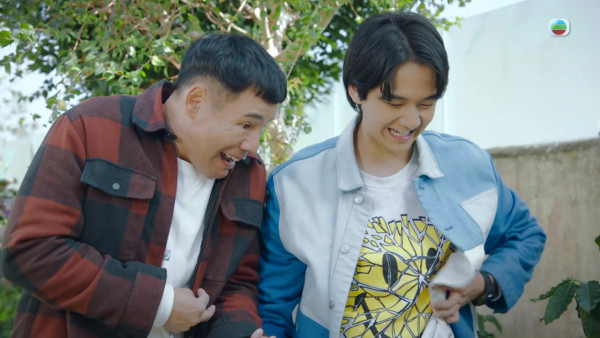 非份之罪丨徐榮演智障患者扮頸抽筋技驚四座！層次式慘情演技心悒獲熱推攞獎