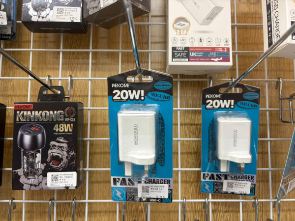 文具佬結業｜上環店全場7折清貨！直擊文具零食劈至$1起 必搶大熱Chiikawa/生蠔BB公仔