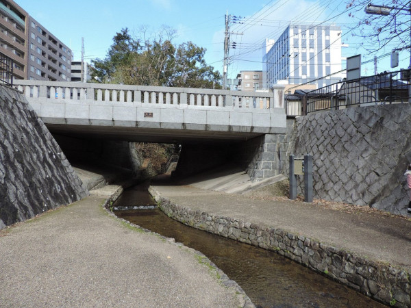 圖片來源:tripadvisor@jinjin2357 日本都市傳說|東京、京都三大妖怪之橋!探訪陰陽師、雪女、巨龜傳奇景點