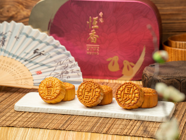 恆香雙黃白蓮蓉月餅（圖片來源：恆香）