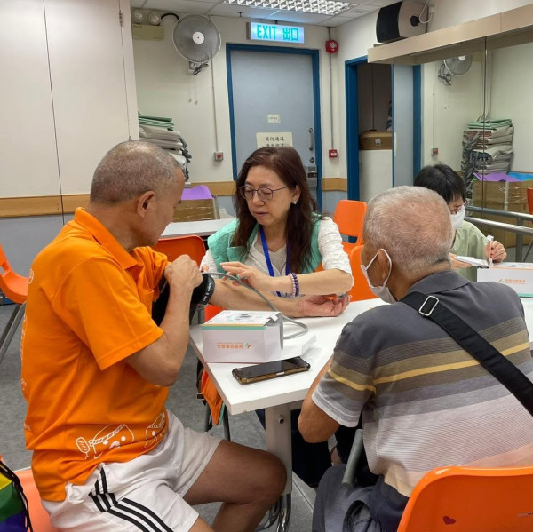 長者免費血壓計｜榮華慈善基金7月送血壓計！55歲或以上長者符合一資格即可申請！即睇登記方法