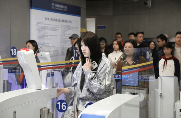 圖片來源:www.sohu.com 新皇崗口岸7月正式啟用!一地兩檢5分鐘過關!地底B2無縫直達深圳地鐵7號綫