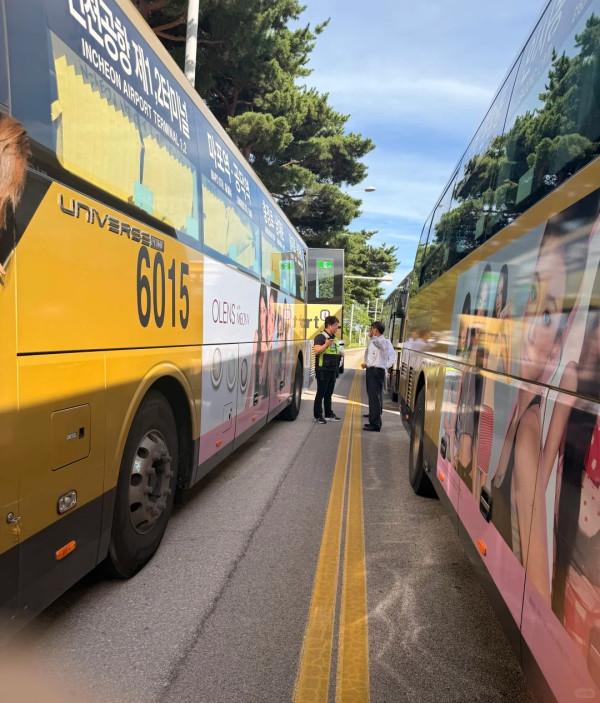韓國機場巴士司機高速公路暈倒 中國女遊客合力煞車施救化解危機！ 