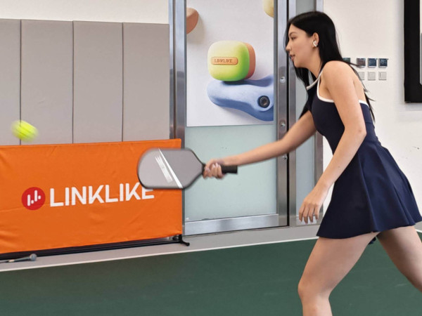 LINKLIKE C-Flow 耳夾式藍牙耳機評測｜打Pickleball實戰「點fing都唔甩」抵玩價＄620開賣